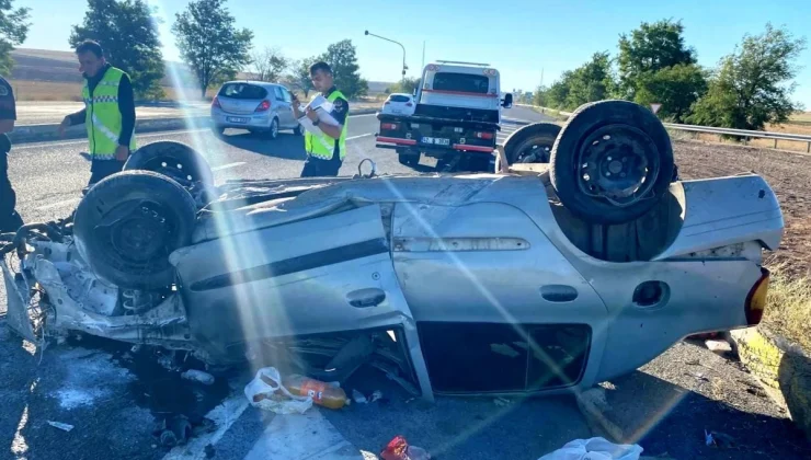 Konya’da Otomobil Takla Attı: 4’ü Çocuk 6 Kişi Yaralandı